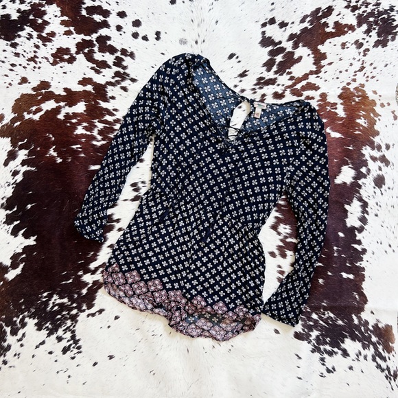 Cape Juby Pants - CAPE JUBY Navy Floral Pattern Long Sleeve Romper